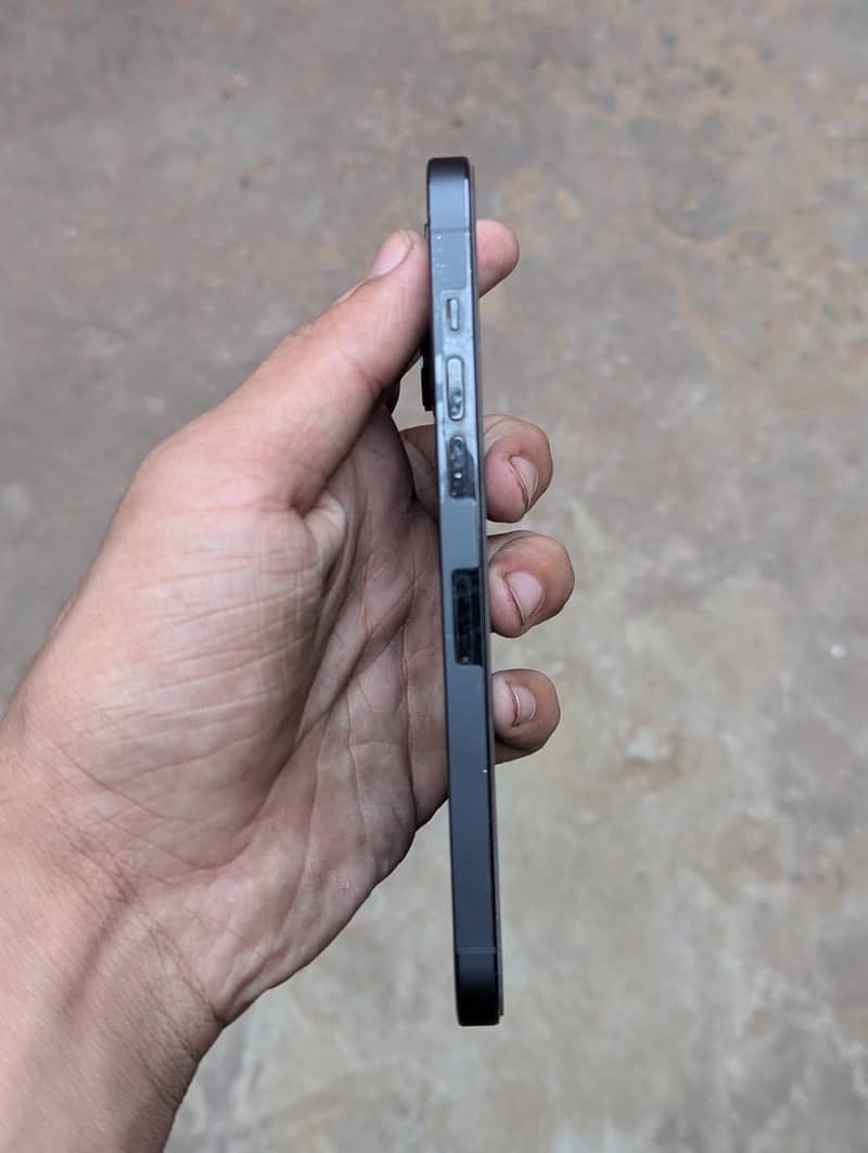 Apple iPhone 14 Pro Max 4