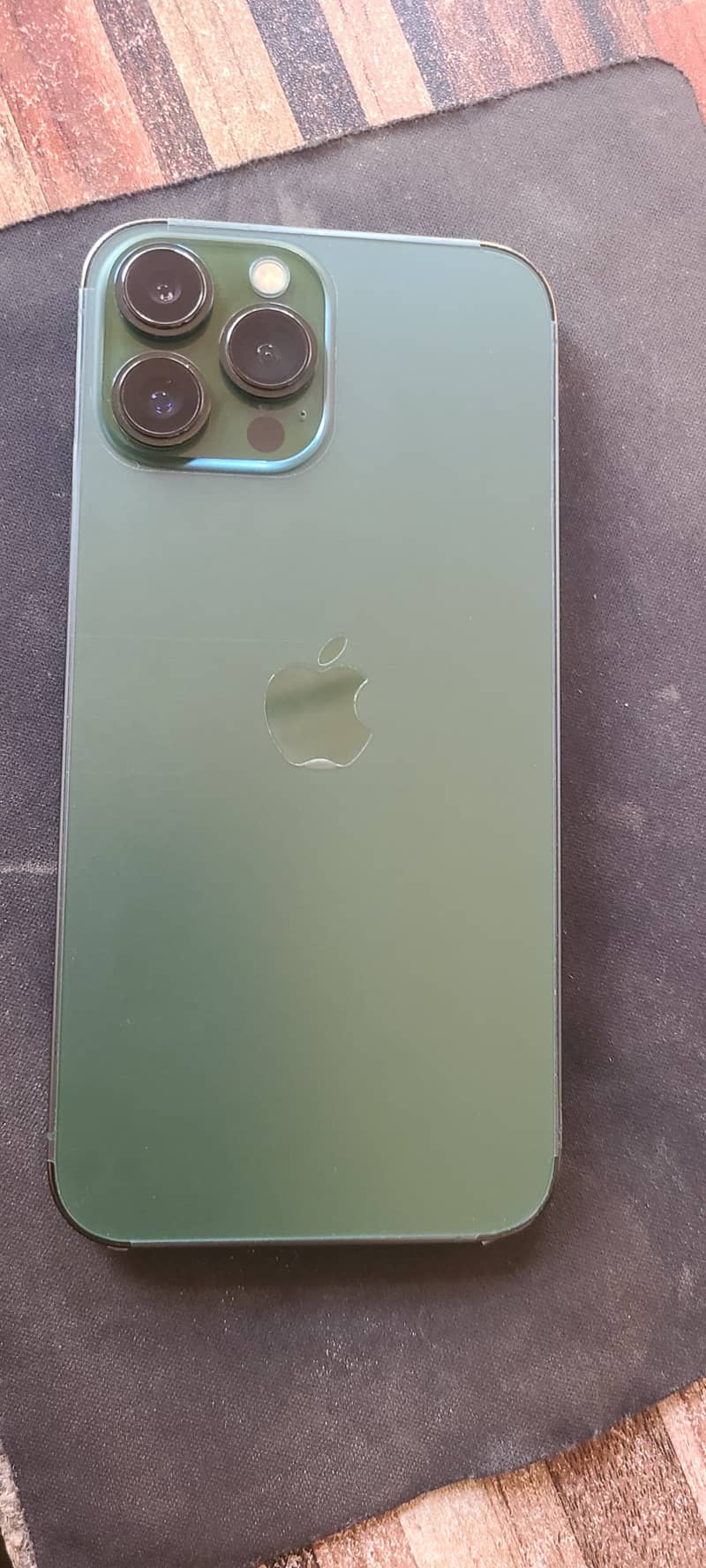 Apple iPhone 13 Pro Max 7