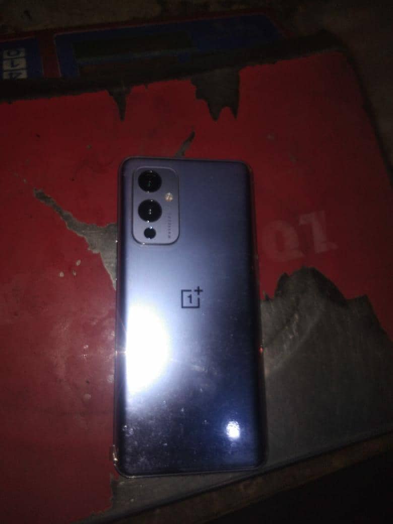 One Plus 9 2