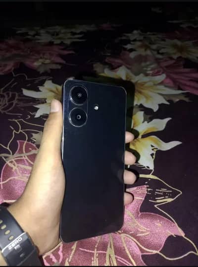 Realme Note 60