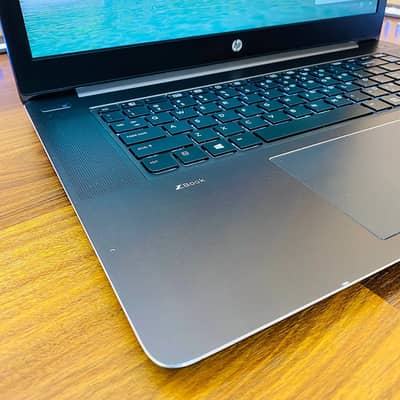 HP ZBook Studio G3 | 32GB RAM | 1.25TB SSD | Quadro 4GB | i7 HQ
