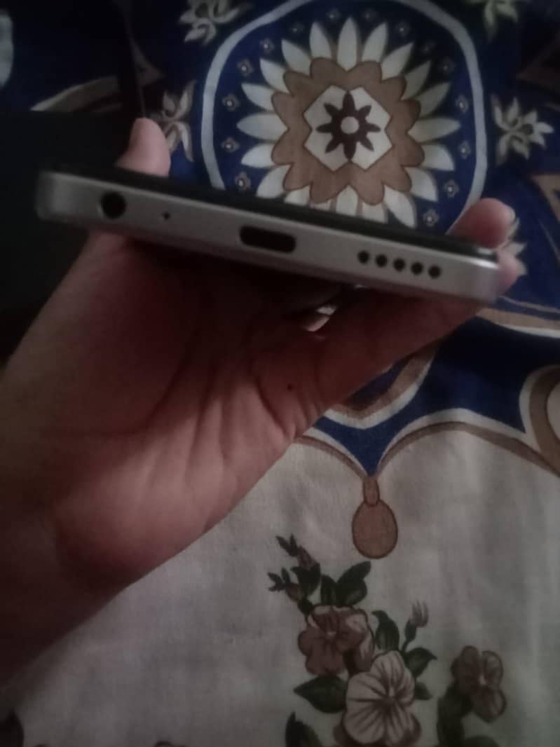 Itel A50C 4