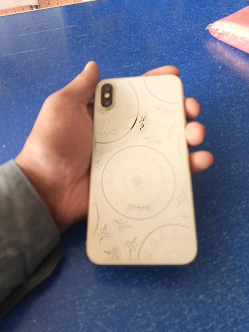 Apple iPhone X 2