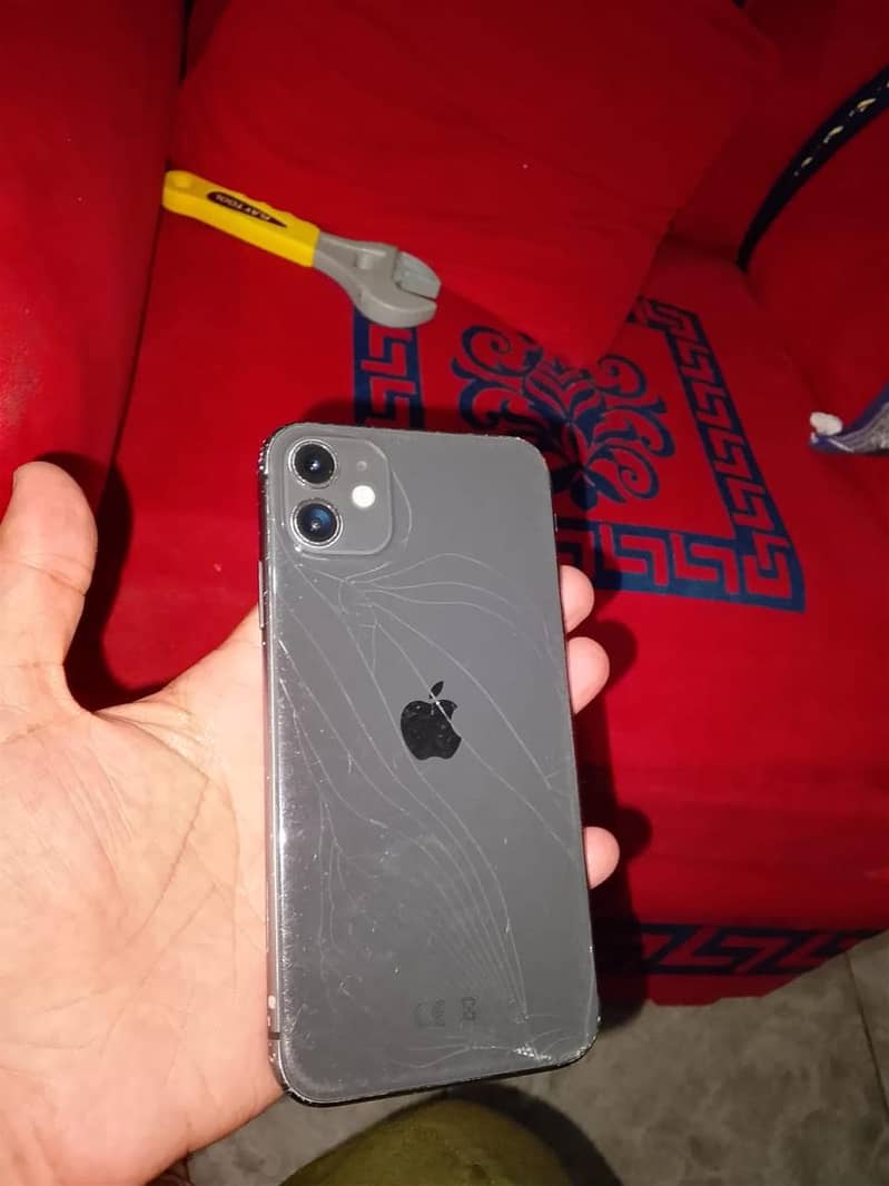 Apple iPhone 11 8