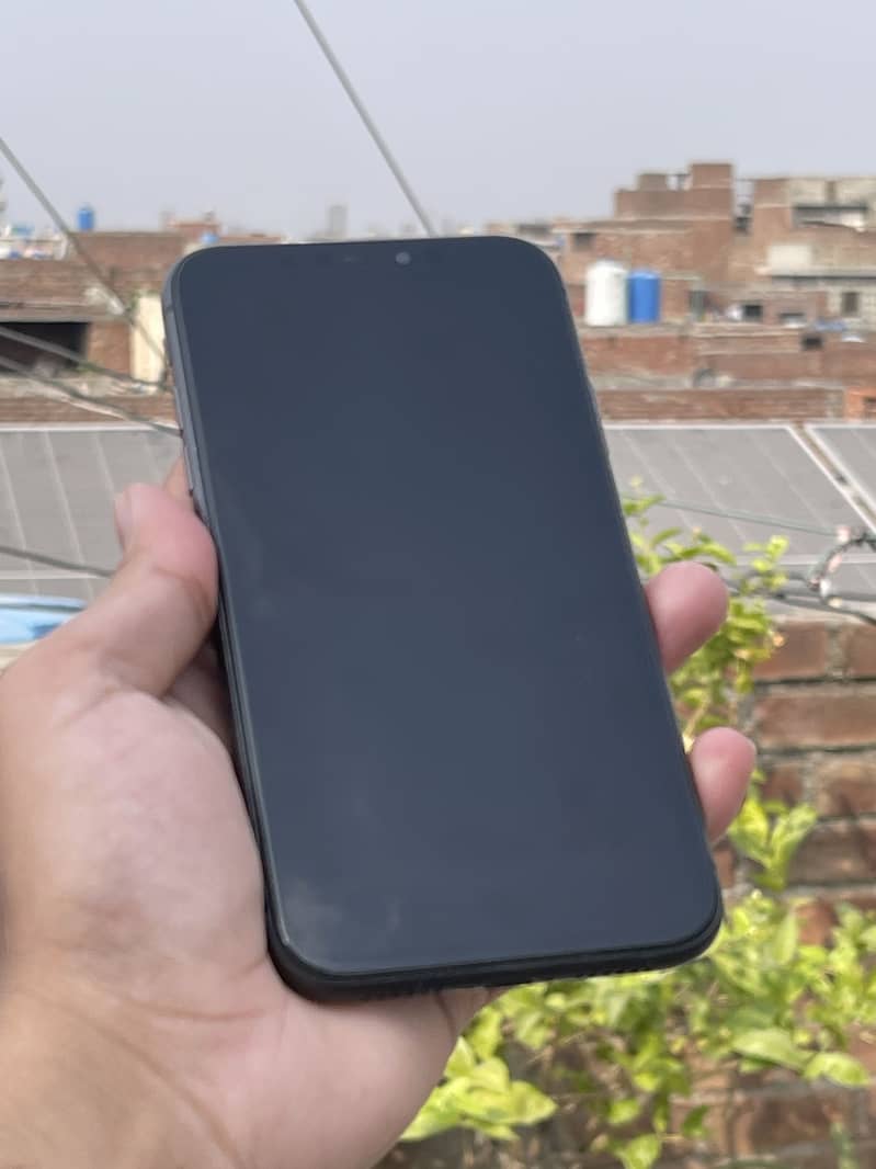Apple iPhone 11 1