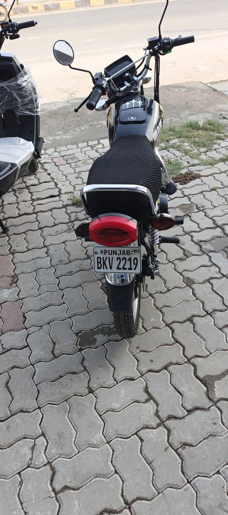 Crown x200 3