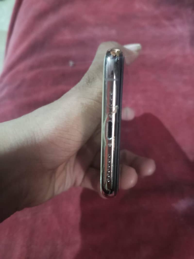 Apple iPhone XS 2