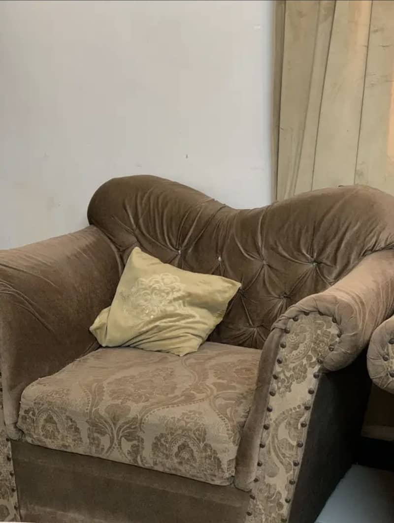 Sofa set for selling 3