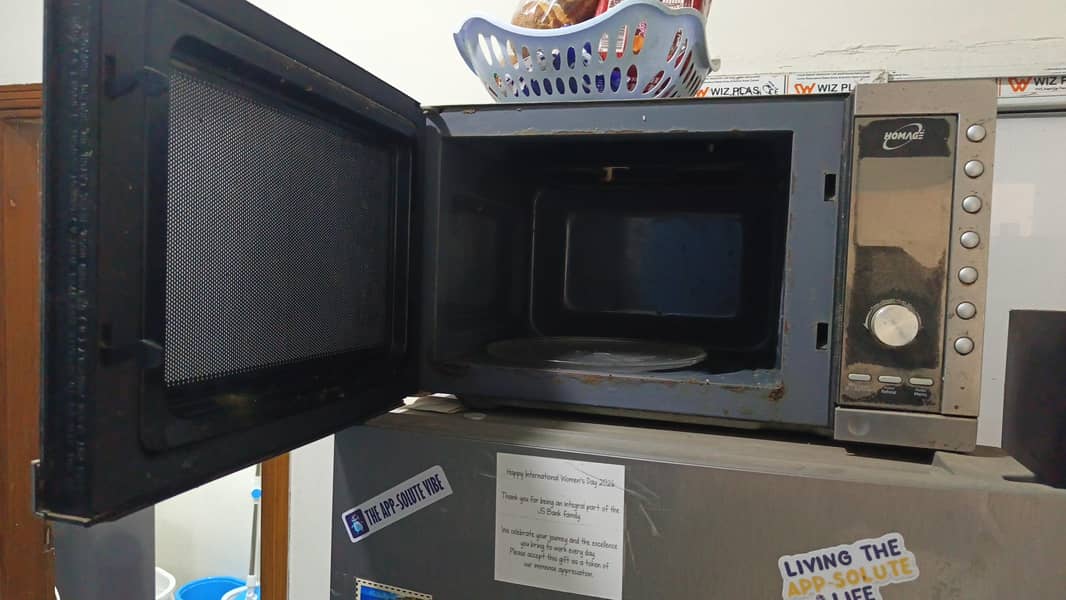 Microwave 0