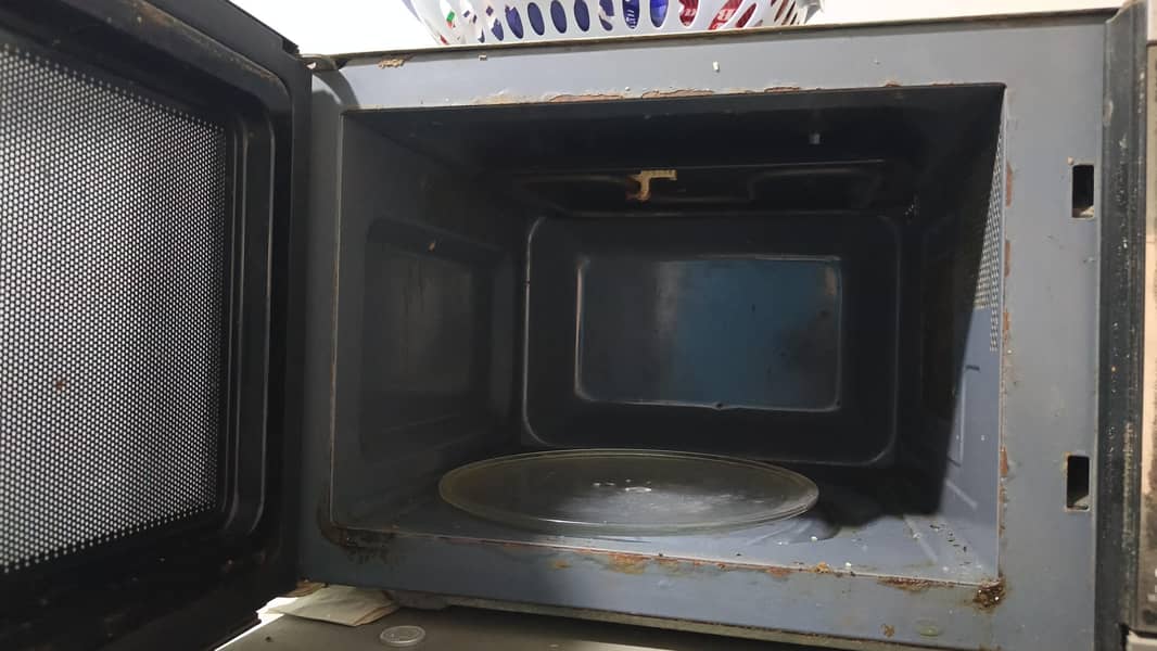 Microwave 1