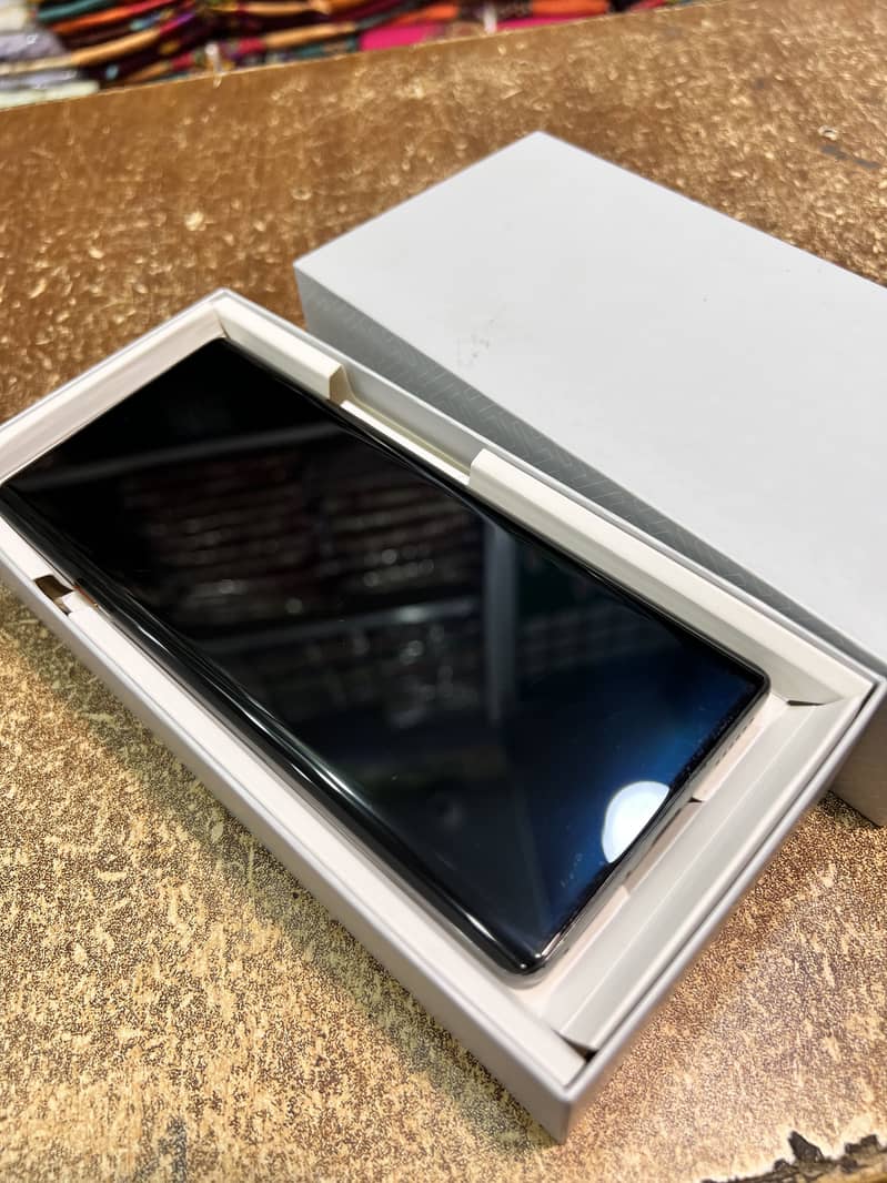 Tecno CAMON 40 Pro 2