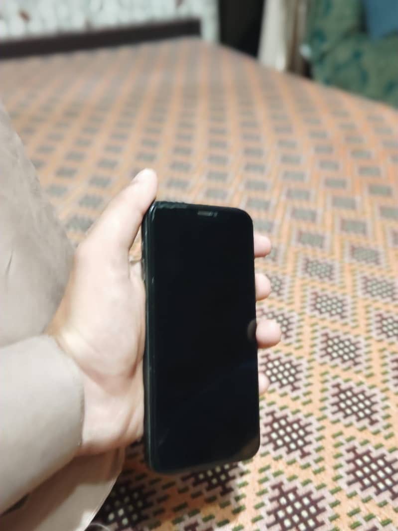Apple iPhone 11 Pro (64) 2