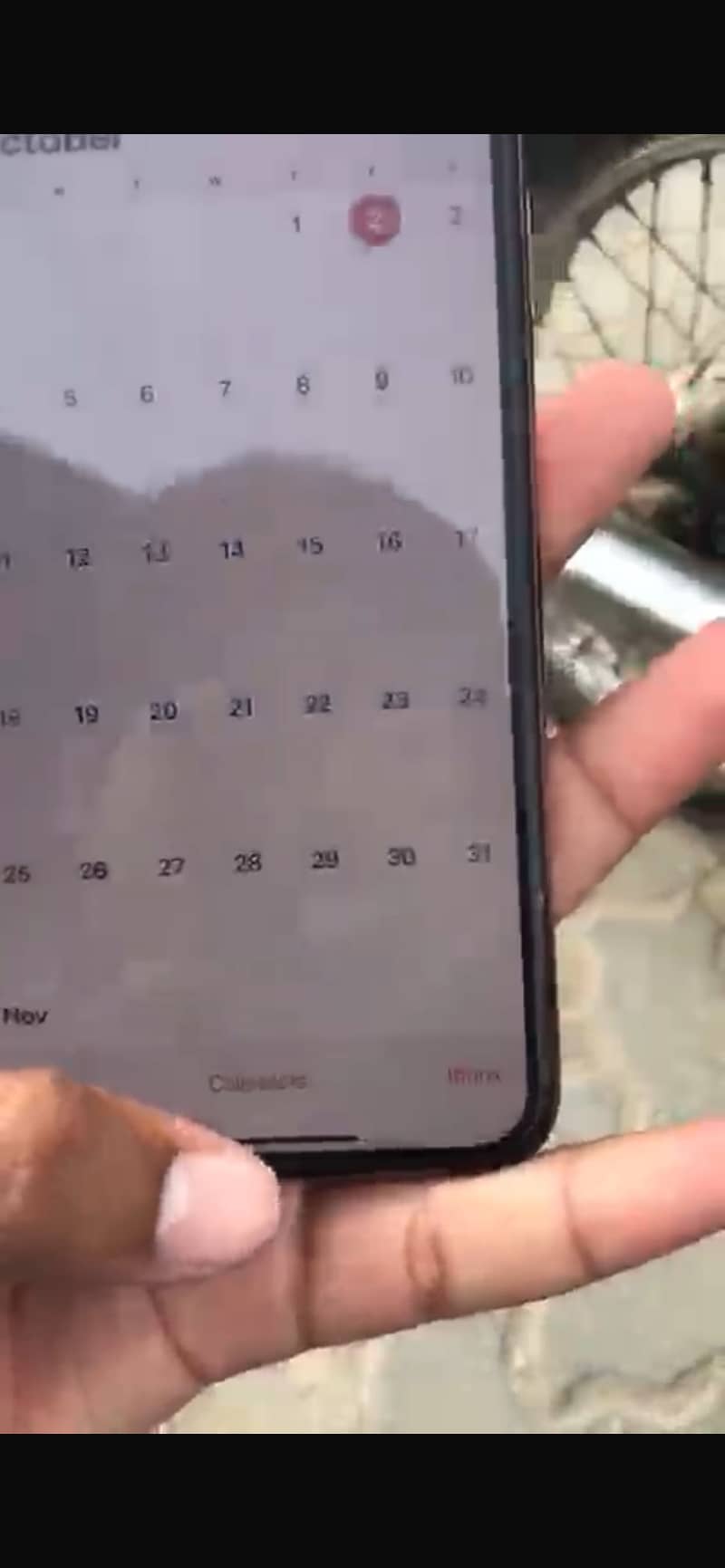 Apple iPhone XS Max 4