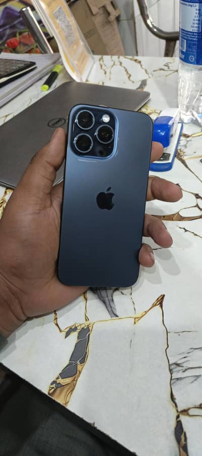 Apple iPhone 15 Pro Max