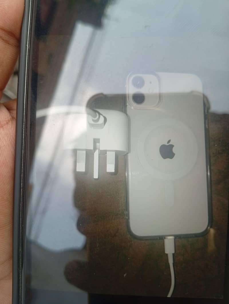 Apple iPhone 11 2
