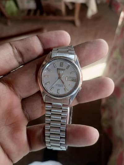 Seiko 5 Automatic 17 Jewels 7009 Series