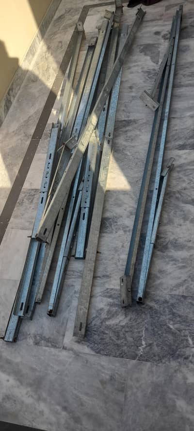 L 2 solar pannel stands