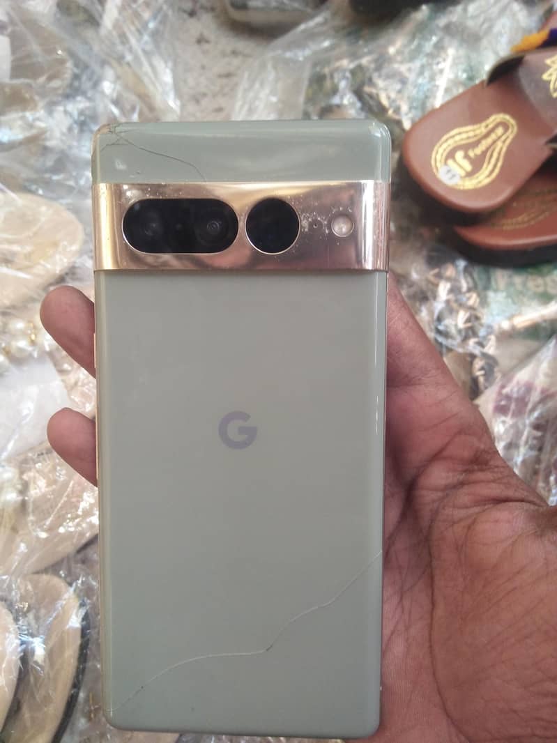 Google Pixel 7 Pro 8