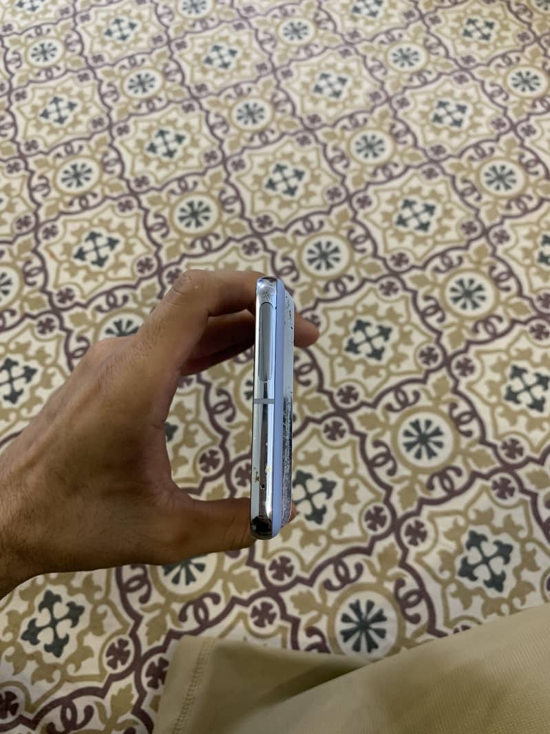 Google Pixel 8 Pro 2