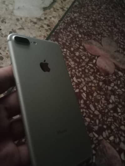 Apple iPhone 7 Plus