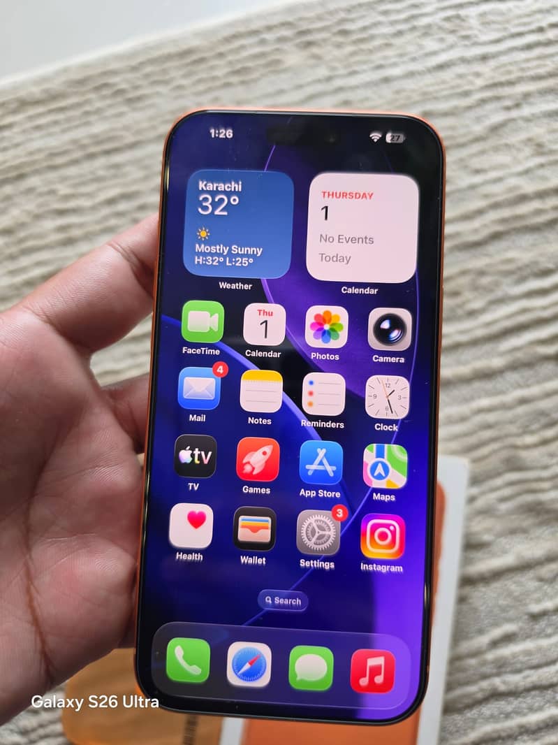 Apple iPhone 17 Pro Max 12