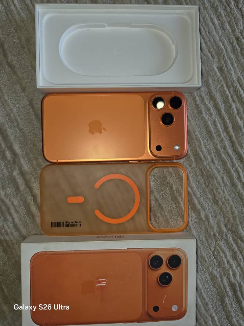 Apple iPhone 17 Pro Max 13