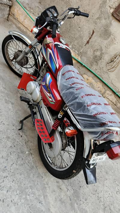 Honda 125 22 model home use bike