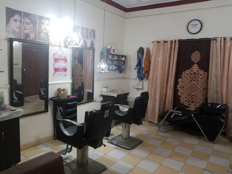 parlor setup 0