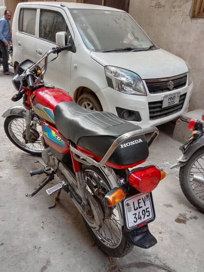 Honda CD 70 2013 1st owner no biomatric
