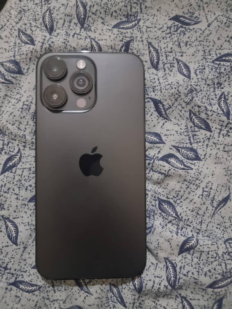Apple iPhone 14 Pro Max 0