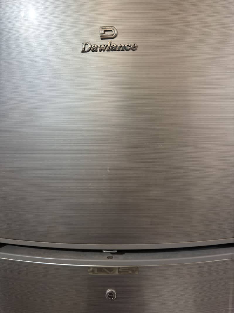 9/10 condition Dawlance Refrigerator 1