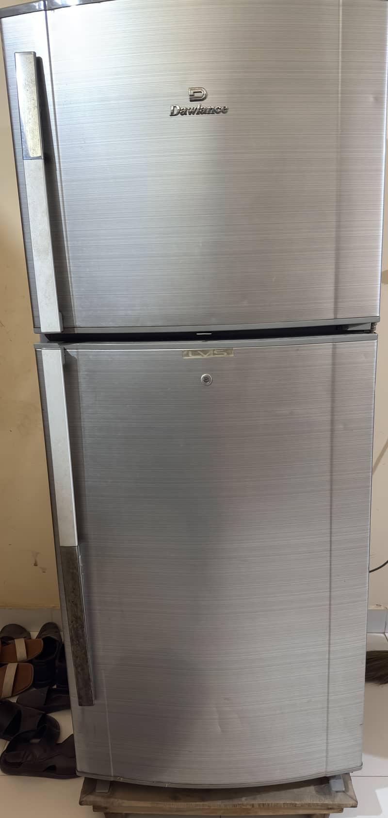 9/10 condition Dawlance Refrigerator 3