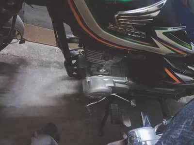 Honda CD70 model 2019 Punjab register Honda CG125 model 2015 Multan