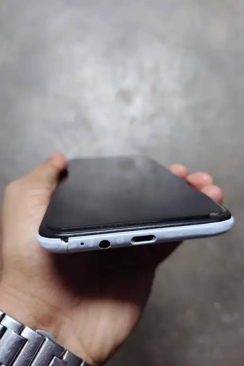 Tecno Spark Go 0