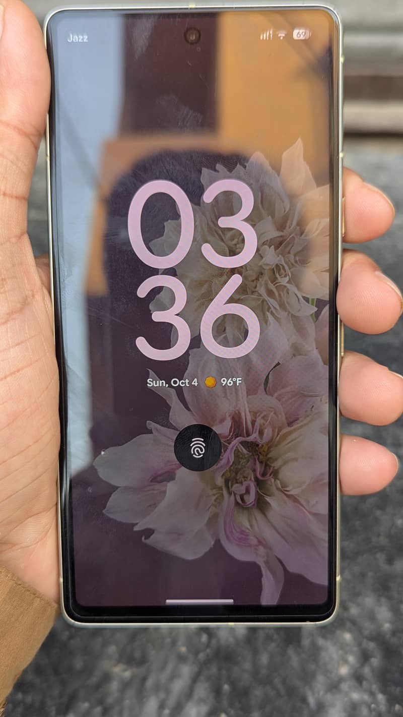 Google Pixel 7 4