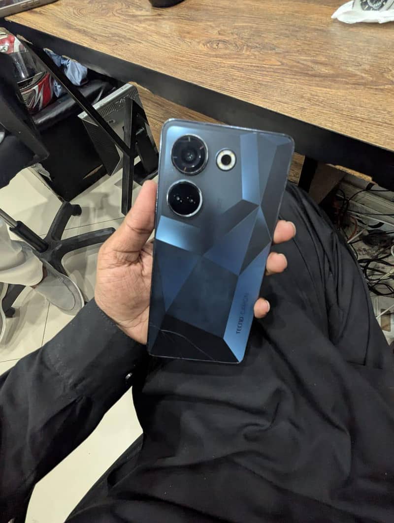 Tecno CAMON 20 3
