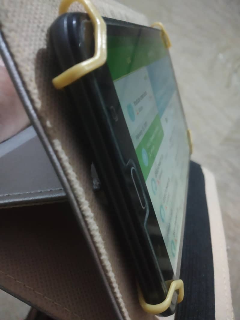 Samsung Tab A6 1