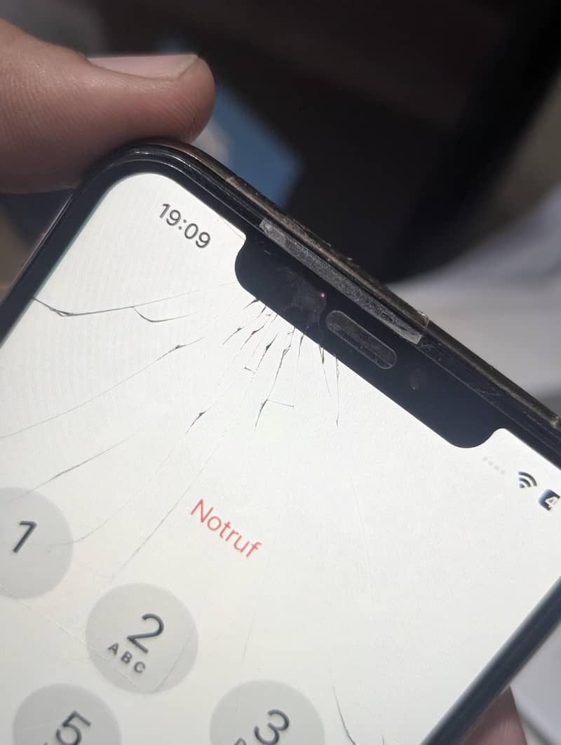 Apple iPhone XS Max 2