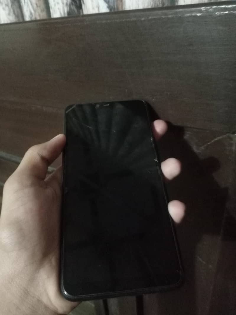 OPPO A3s 4
