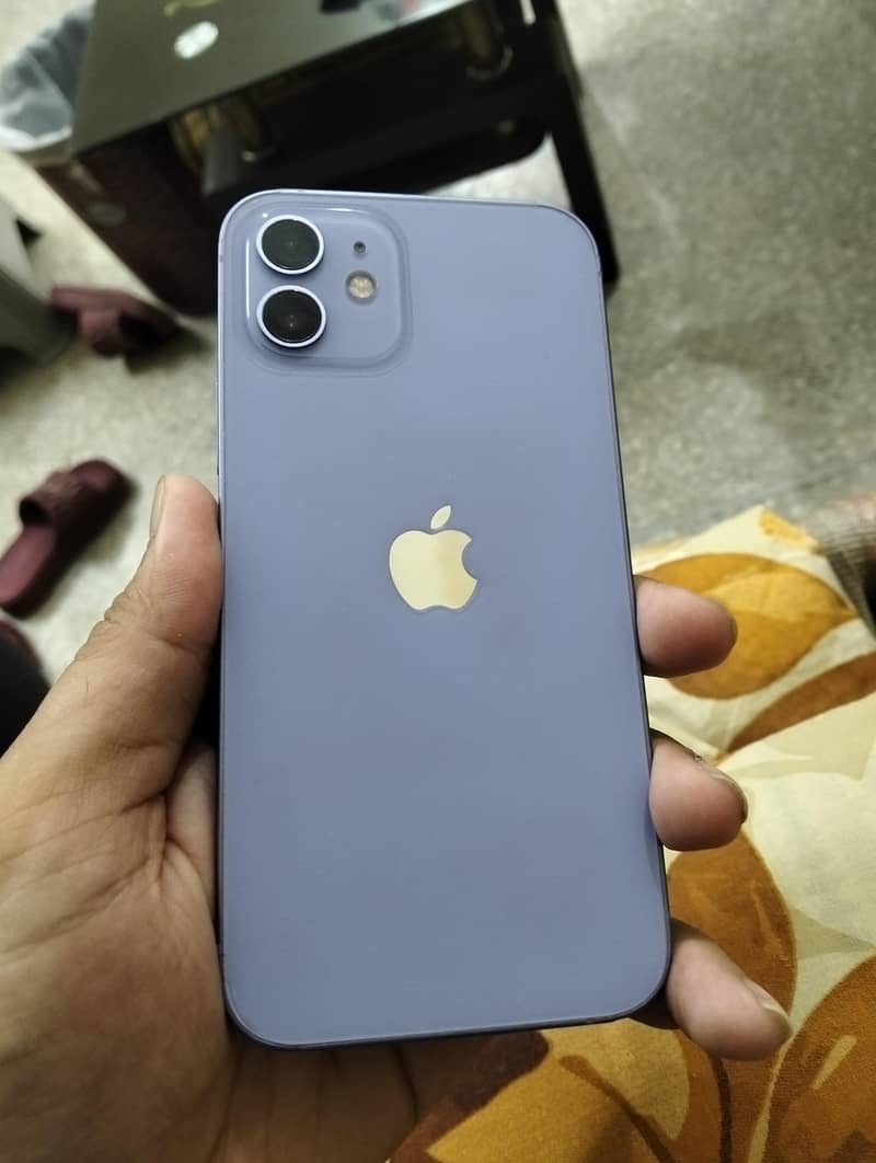 Apple iPhone 12 0