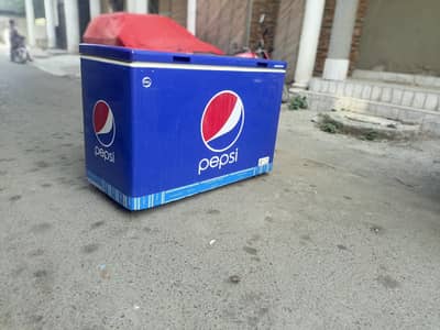 P Deep Freezer singel door  (0336/7070/370) perfect cooling