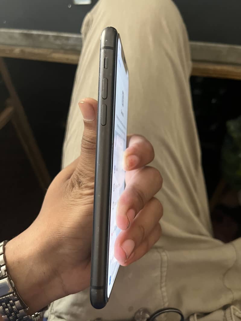 Apple iPhone 11 bypass 2