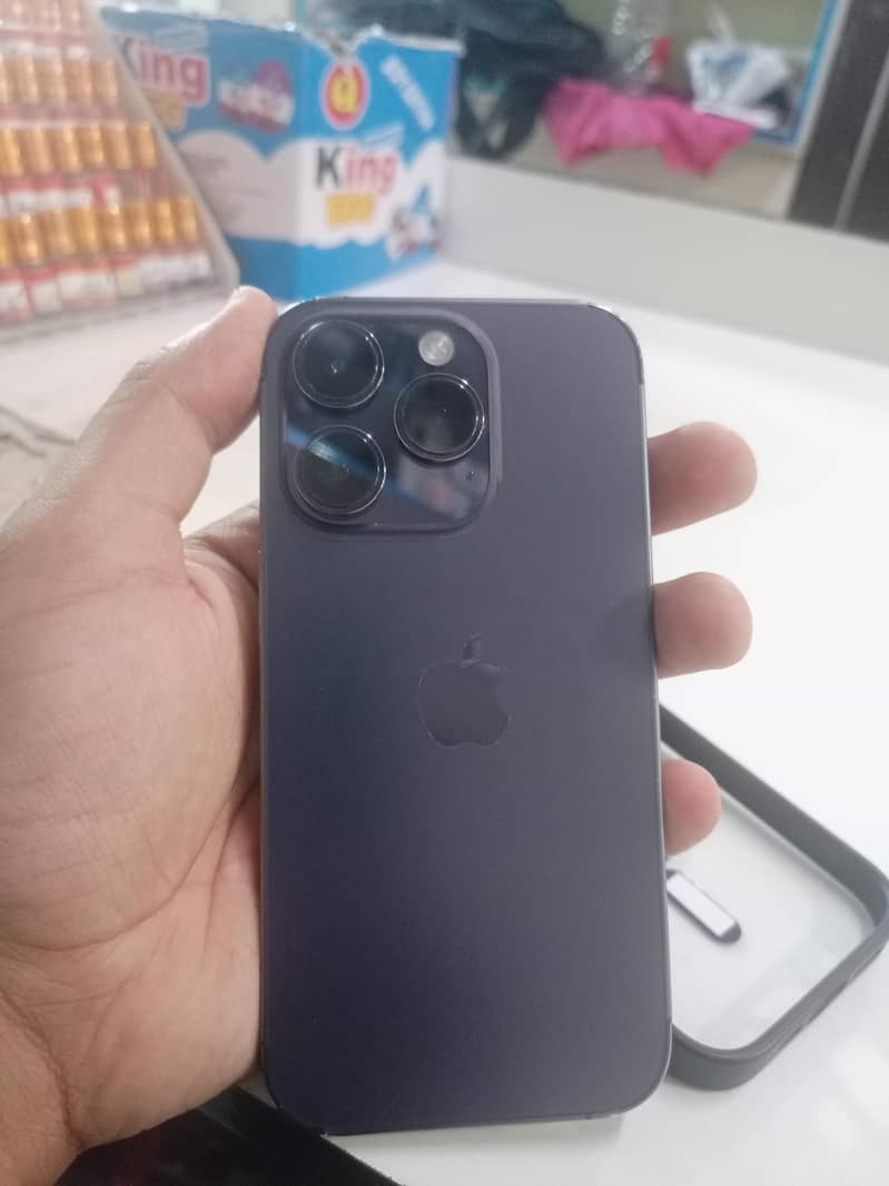 Apple iPhone 14 Pro 2