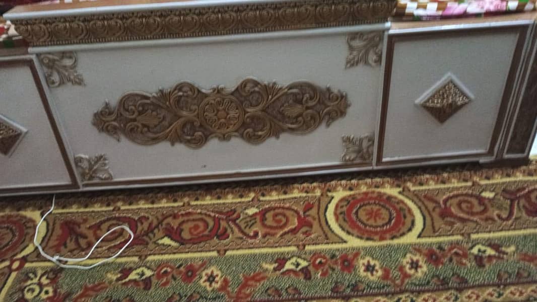 King Size Bed 1