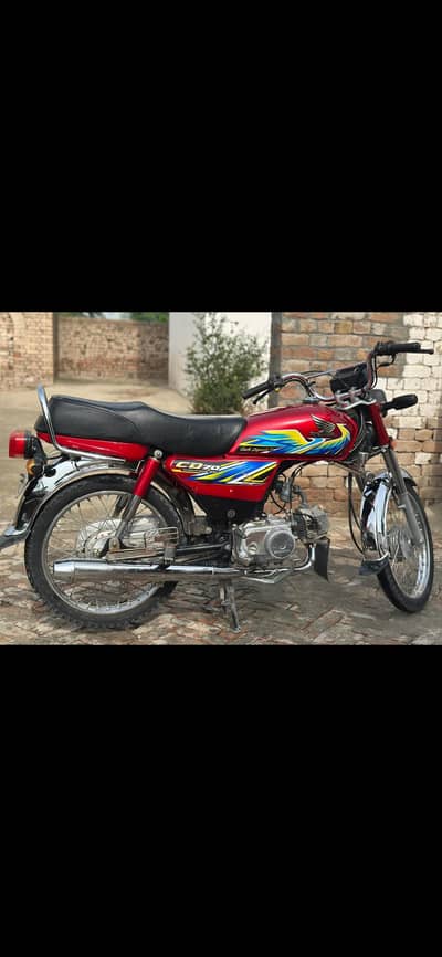 2021 Model CD70 Yeh price FNF hai Behas karne waly contact na krei