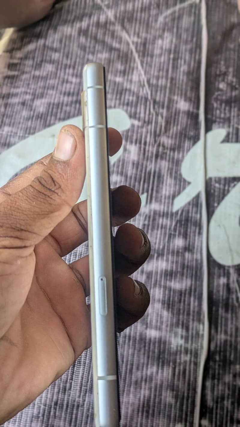 Google Pixel 7a 3
