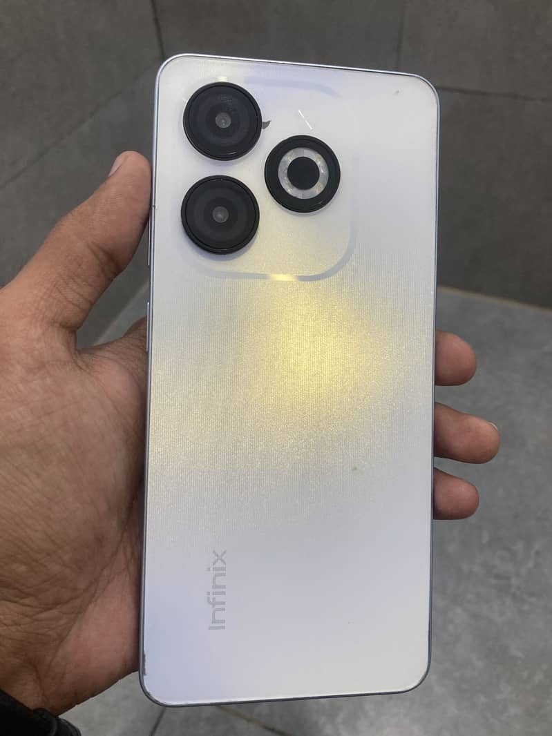 Infinix Smart 8 4