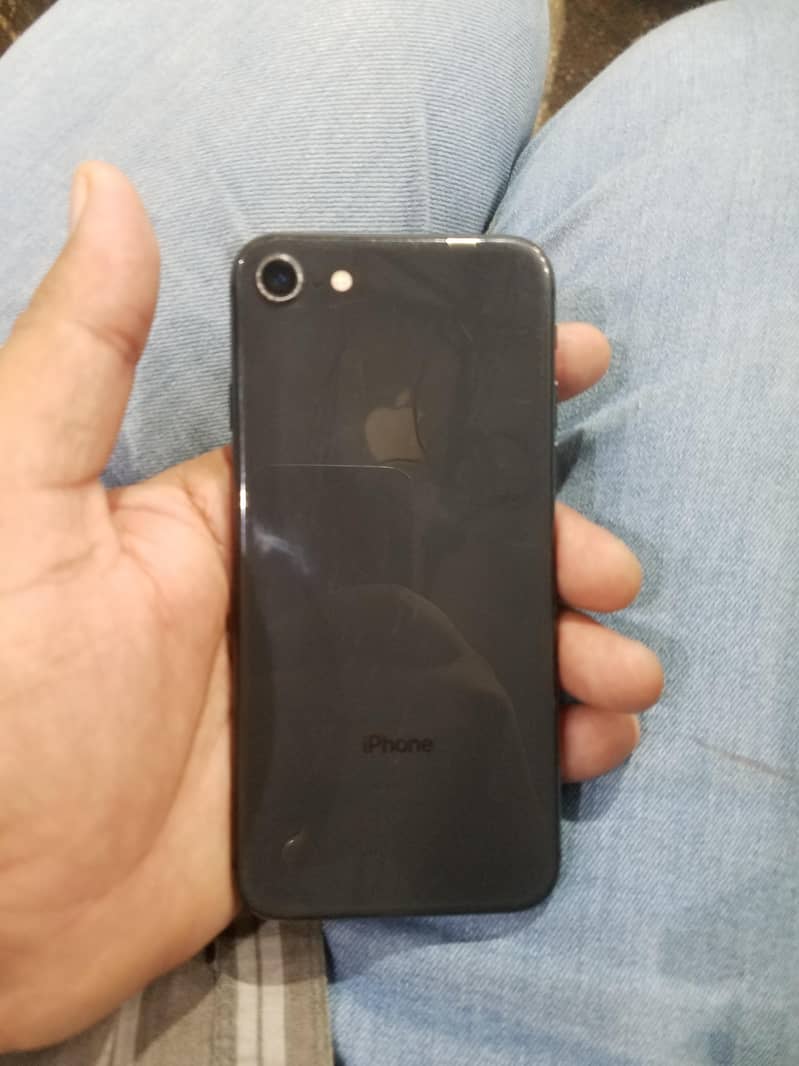 Apple iPhone 8 0