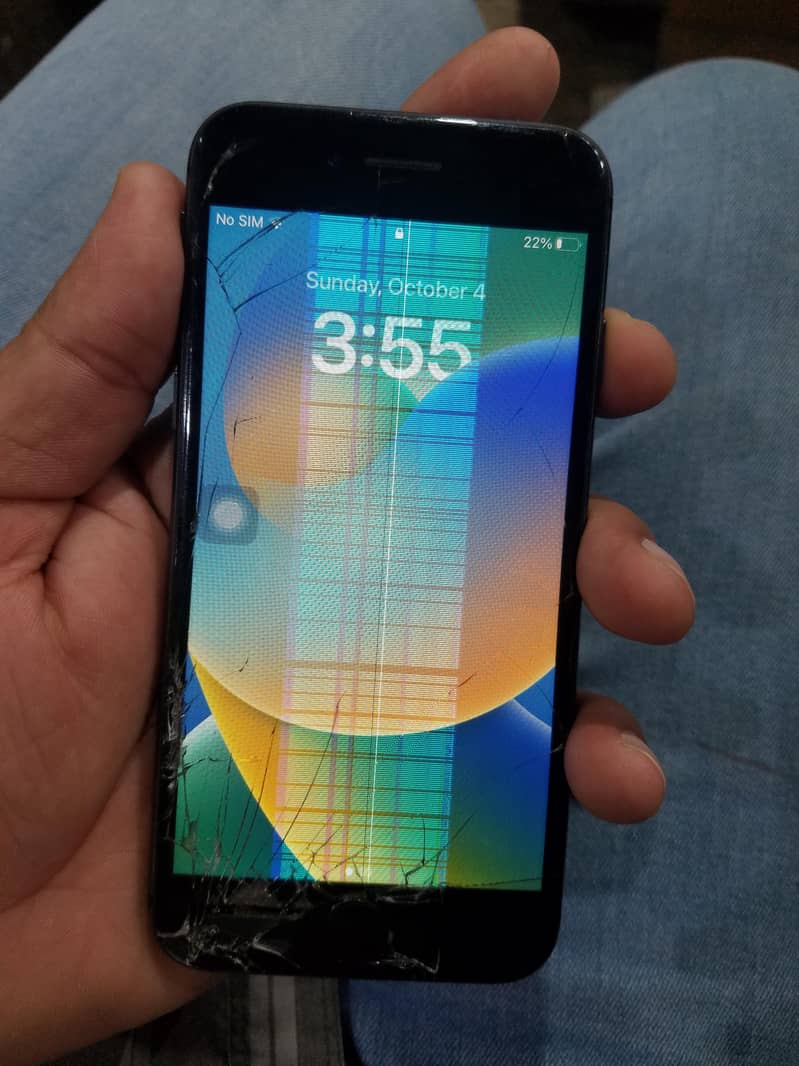 Apple iPhone 8 1