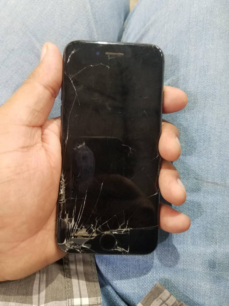 Apple iPhone 8 4